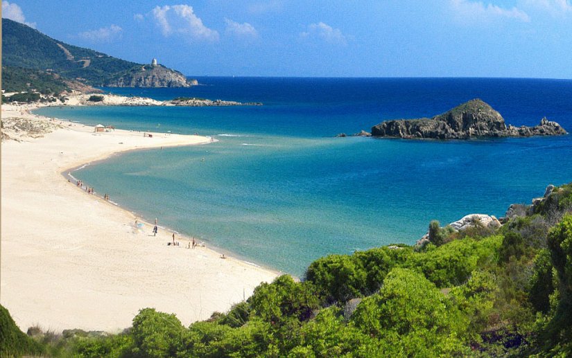 spiaggia-su-giudeu-sardegna